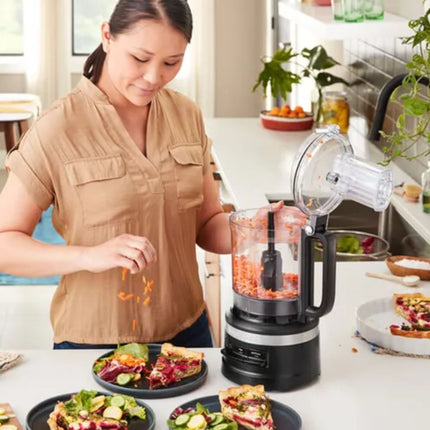 KitchenAid Πολυκόφτης 2.1L με 3 Ταχύτητες, Λεπίδα S Πολλαπλών Χρήσεων και Λεπίδα Ζύμης 5KFP0921BBM Matte Black