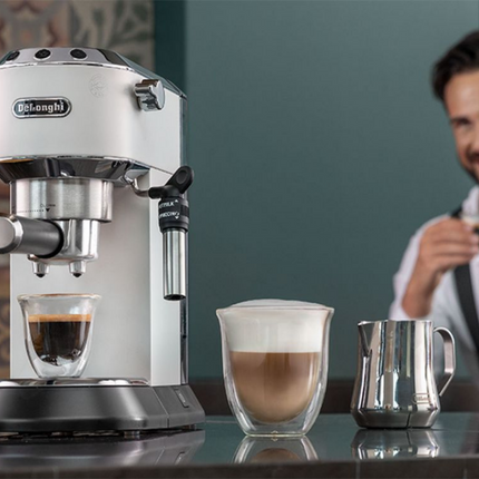 DeLonghi Μηχανή Espresso Cappuccino EC685.Μ (Espresso Maker) 1300W Πίεσης 15bar Ασημί