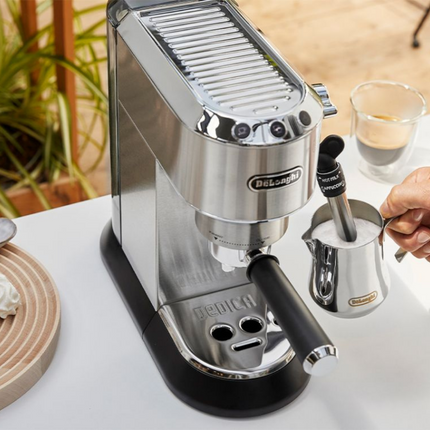 DeLonghi Μηχανή Espresso Cappuccino EC685.Μ (Espresso Maker) 1300W Πίεσης 15bar Ασημί