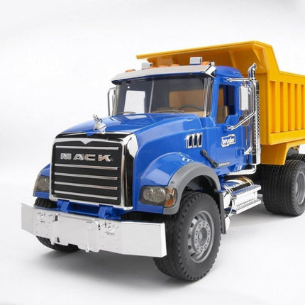 BRUDER 02815 MACK Granite Ανατρεπόμενο Φορτηγό για Κατασκευές και Αγροτικό Παιχνίδι, Ρεαλιστικό Παιχνίδι Κατασκευών για Μικρούς Μηχανικούς