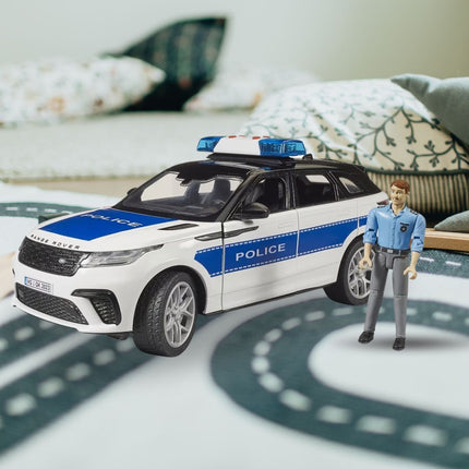 BRUDER 02890 Αστυνομικό Όχημα Range Rover Velar με Φιγούρα Αστυνομικού Δράση & Επιβολή του Νόμου!