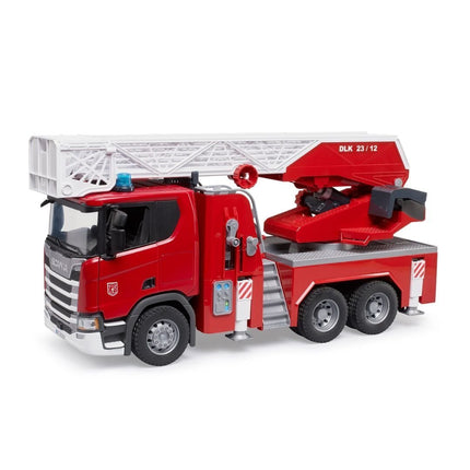 BRUDER 03591 Scania Super 560R Ρεαλιστικό Πυροσβεστικό Όχημα με Σκάλα, Αντλία Νερού & Ηχητικά/Φωτεινά Εφέ
