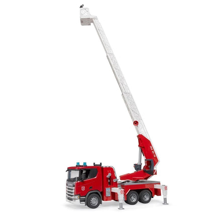 BRUDER 03591 Scania Super 560R Ρεαλιστικό Πυροσβεστικό Όχημα με Σκάλα, Αντλία Νερού & Ηχητικά/Φωτεινά Εφέ