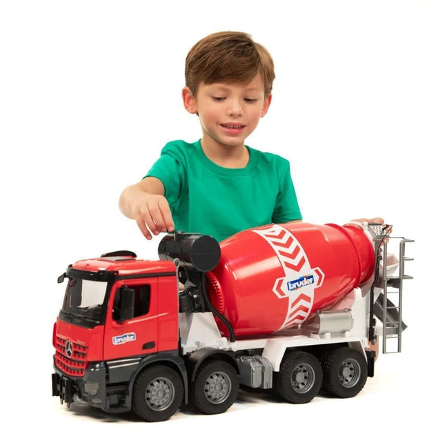 BRUDER 03655 Φορτηγό Ανάμειξης Σκυροδέματος Mercedes-Benz Arocs Ρεαλιστική Λειτουργία & Ανθεκτική Κατασκευή