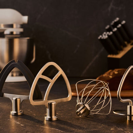 KitchenAid Artisan Plus Μίξερ Tilt-Head 4.7L 325W με Φωτισμό Μπολ, Πλανητική Κίνηση και Precision Speed Control 5KSM50PKVBBK Cast Iron Black