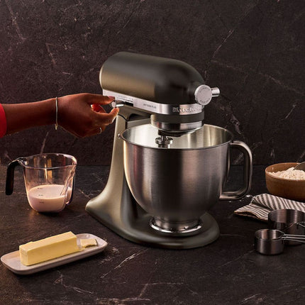 KitchenAid Artisan Plus Μίξερ Tilt-Head 4.7L 325W με Φωτισμό στο Μπολ, Πλανητική Κίνηση και Precision Speed Control 5KSM50PKVBIO Iron Ore