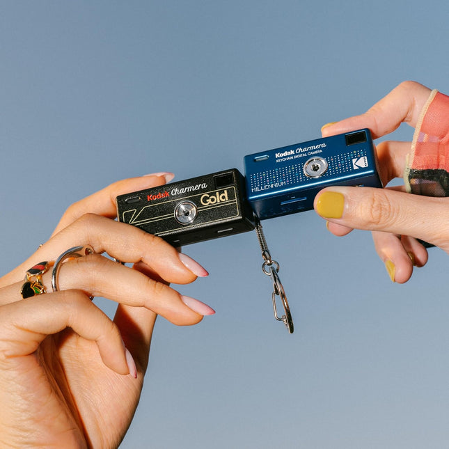 KODAK Charmera Millennium Keychain Digital Camera 1.6MP με MicroSD – Τυχαίο Σχέδιο