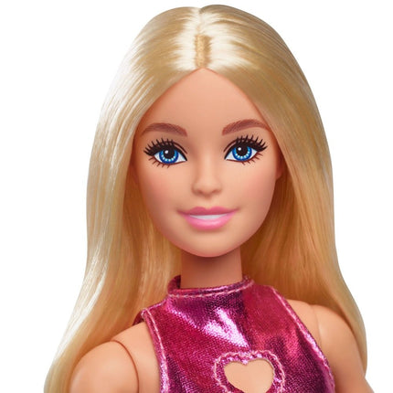 Mattel Barbie Fashionistas 230 Κούκλα με Μεταλλικό Ροζ Φόρεμα & Σχέδιο Καρδιάς HYT88, 3+ Ετών
