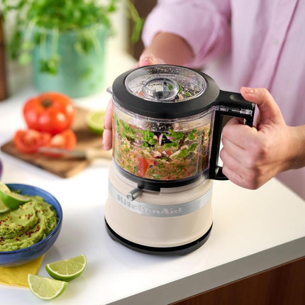 KitchenAid Μίνι Πολυκόφτης 240W 830ml με 2 Ταχύτητες και Λεπίδα από Ανοξείδωτο Ατσάλι 5KFC3516BAC Almond Cream
