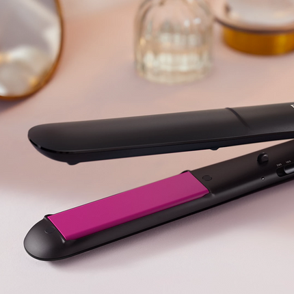 PHILIPS Keratin Ενισχυμένη Κεραμική Ισιωτική Συσκευή με Ρύθμιση Θερμοκρασίας 180°C-220°C