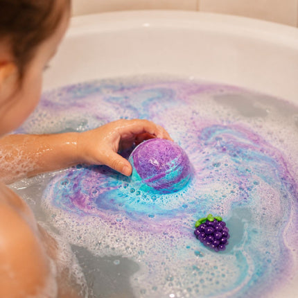 Bath Bomb Παιδική Μπάλα Μπάνιου με Έκπληξη Φρούτο 60gr 1 Τεμάχιο 3+ Ετών