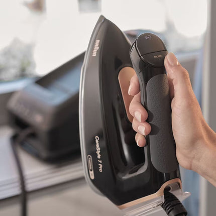 Braun CareStyle 7 Σύστημα Σιδερώματος Πίεσης 8bar 2700W με Δοχείο 2lt σε Μάυρο
