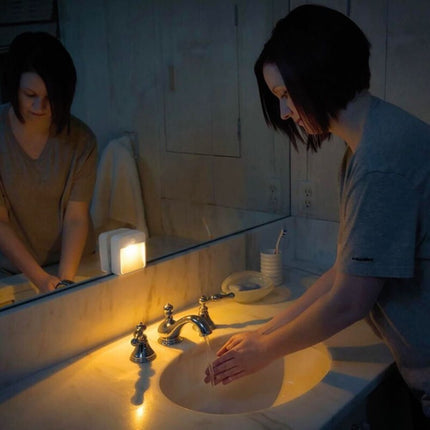 Dekton LED Φωτιστικό Ασφαλείας με Μπαταρία και Αισθητήρα Κίνησης
