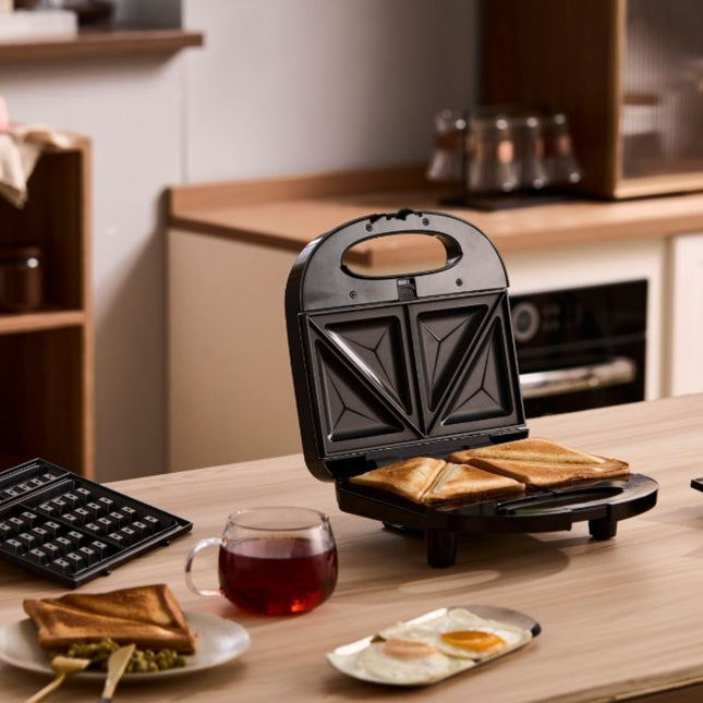 Morphy Richards Τοστιέρα 3 σε 1 700W για Σάντουιτς, Βάφλες και Ψήσιμο ST50064B Μαύρο