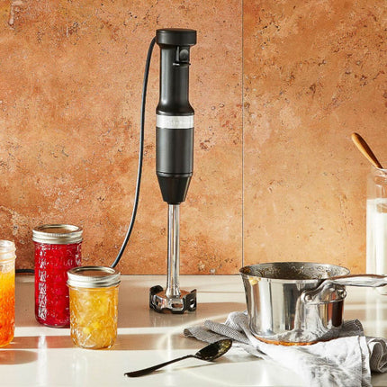 KitchenAid Classic Ραβδομπλέντερ 180W με Μεταβλητή Ταχύτητα, Προστατευτικό Σκευών και Κανάτα Ανάμειξης 700ml 5KHBV53BOB Onyx Black