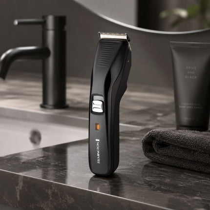 Remington Pro Power Επαναφορτιζόμενη Κουρευτική Μηχανή με Αυτοακονιζόμενες Λεπίδες  και Αυτονομία έως 40 Λεπτά HC5200