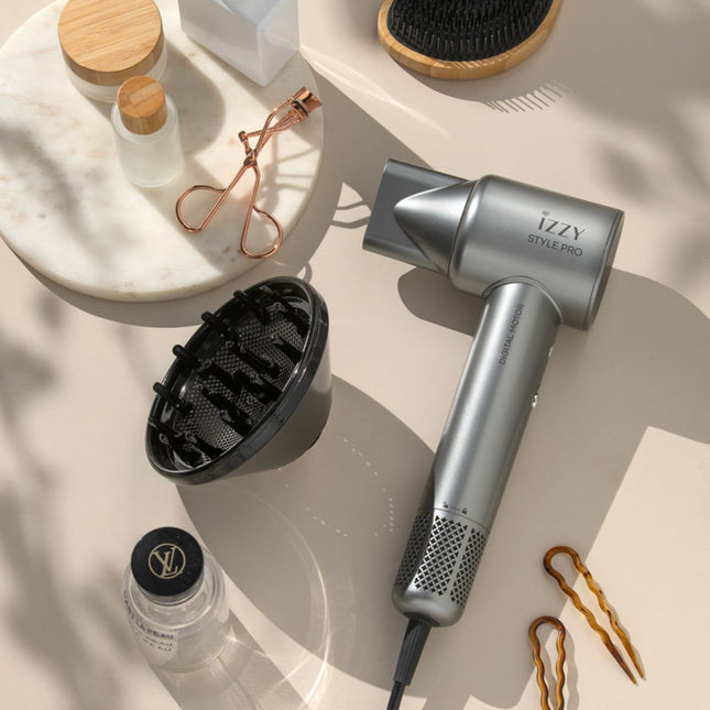 ΙΖΖΥ Σεσουάρ Style Pro BLDC 1600W με Ιονική Τεχνολογία, Digital Οθόνη & Φυσούνα IZ-7215