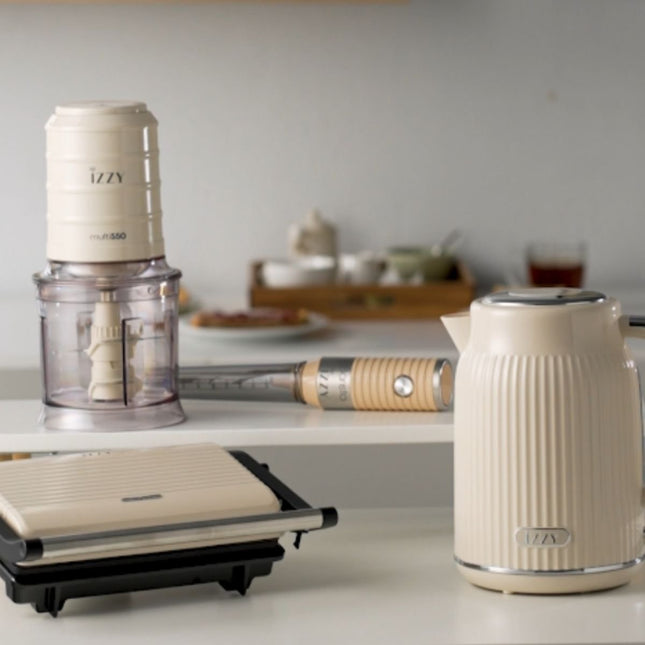 IZZY Vintage Πολυκόφτης 550W με XL Μπολ 700ml, 4 Ανοξοίδωτα Μαχαίρια & 2 Ταχύτητες Crème