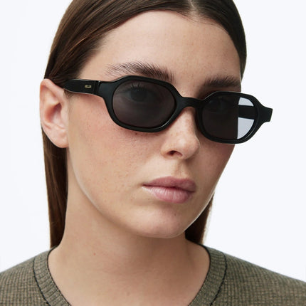 MELLER CUMBI Unisex Polaroid Γυαλιά Ηλίου με Μαύρο Κοκκάλινο Σκελετό και Μαύρο Φακό CU-TUTCAR, All Black