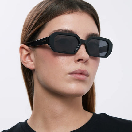 MELLER ESI Unisex Polaroid Γυαλιά Ηλίου με Μαύρο Κοκκάλινο Σκελετό και Μαύρο Φακό ES-TUTCAR, All Black