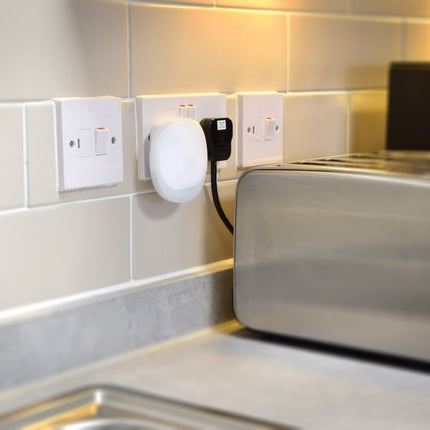 Mercury Wireless Plug-in Doorbell White 350.310UK