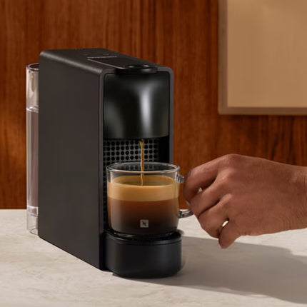 Nespresso Essenza Mini C30 Μηχανή Espresso & Lungo για Κάψουλες 19 Bar Matte Black