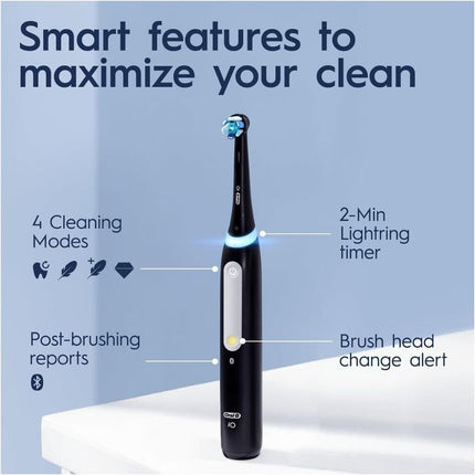 ORAL-B iO4 Ηλεκτρική Οδοντόβουρτσα Μαύρη &amp; Λευκή (2 Λαβές) με 4 Λειτουργίες Καθαρισμού και Θήκη Ταξιδίου