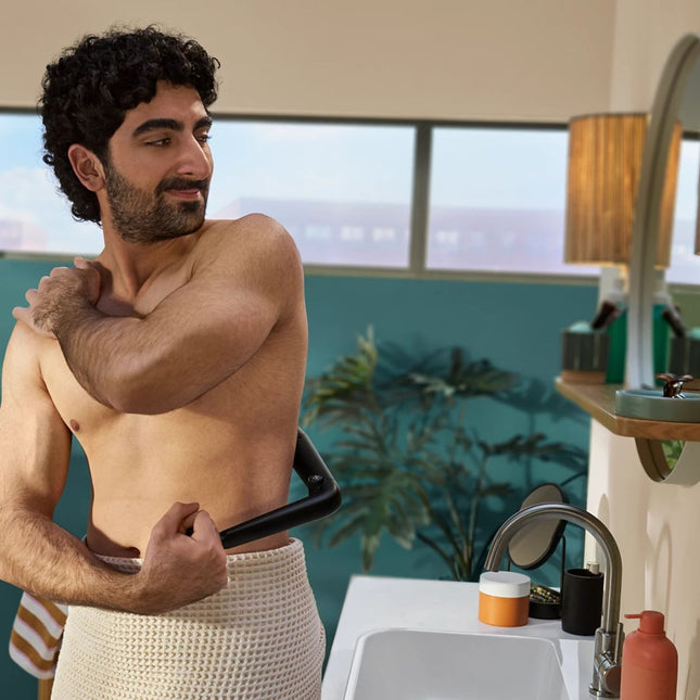 Philips Bodygroom Series 5000 Επαναφορτιζόμενη Αδιάβροχη Ξυριστική & Τρίμερ Σώματος με Τριπλή Προστασία, 3 Κουμπωτές Χτένες, Εξάρτημα Πλάτης και Αυτονομία έως 100 Λεπτά BG5475/15