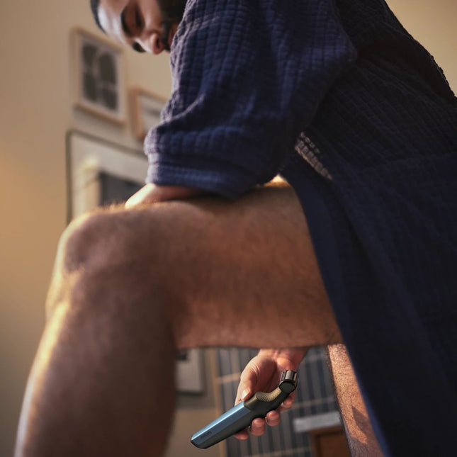 Philips Bodygroom Series 3000 Επαναφορτιζόμενο Αδιάβροχο Τρίμερ & Ξυριστική Σώματος με 2D Contour Following, 3 Κουμπωτές Χτένες και Αυτονομία έως 60 Λεπτά BG3027/05