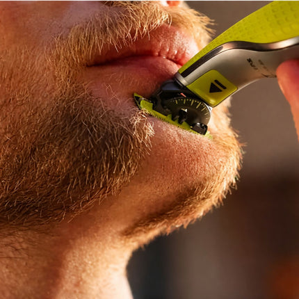 Philips OneBlade 360 5 σε 1 Επαναφορτιζόμενο Trimmer Προσώπου με Λεπίδα 360, Χτένα & Αυτονομία έως 60 Λεπτά QP2734/23