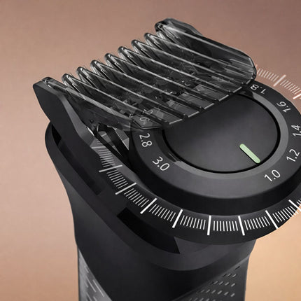 Philips All-in-One Trimmer 7000 Series 17 σε 1 Επαναφορτιζόμενο Τρίμερ Προσώπου, Μαλλιών & Σώματος με BeardSense, Αδιάβροχο & Αυτονομία έως 120 Λεπτά MG7941/15 Μαύρο