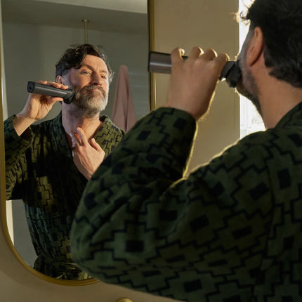 Philips All-in-One Trimmer 7000 Series 17 σε 1 Επαναφορτιζόμενο Τρίμερ Προσώπου, Μαλλιών & Σώματος με BeardSense, Αδιάβροχο & Αυτονομία έως 120 Λεπτά MG7941/15 Μαύρο