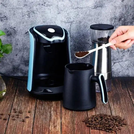 RAF Μηχανή Ελληνικού Καφέ 600W με Χωρητικότητα 300ml, Έξυπνο Αισθητήρα & Αντιθερμική Επένδυση για 1-3 Φλιτσάνια
