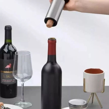 Wine Opener with Batteries Black/Silver