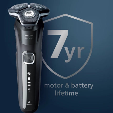 PHILIPS Series 5000 Επαναφορτιζόμενη Περιστρεφόμενη Ξυριστική Μηχανή Προσώπου με 45 Αυτοακονιζόμενες Λεπίδες, Αισθητήρας SkinIQ, Τρίμερ Ακριβείας, Αδιάβροχη, Γρήγορη Φόρτιση & έως 60 Λεπτά Χρόνο Λειτουργίας S5889/11