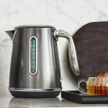 SAGE Βραστήρας 2400W 1.7L με Μαλακό Καπάκι Ατμού & Περιστρεφόμενη Βάση 360° SKE735BST4GUK1