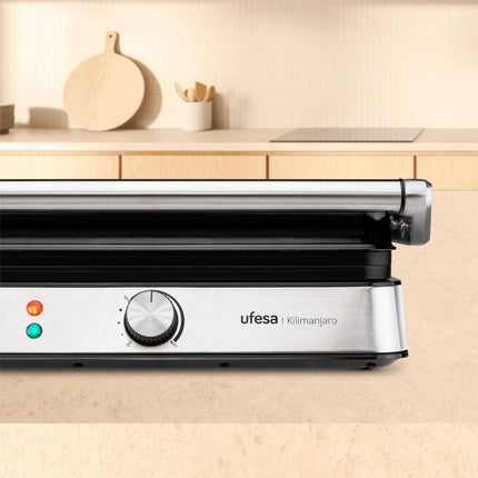 UFESA Kilimanjaro Grill & Σαντουιτσιέρα 2200W με Ρυθμιζόμενο Θερμοστάτη, Πλάκες Non-Stick & Άνοιγμα 180°